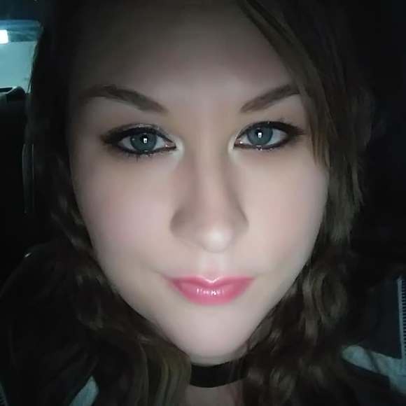 Meet your Posher, Casey - Picture 1 of 1